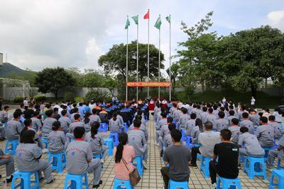 到校集中學(xué)習(xí)+送教進(jìn)企業(yè)=為金灣培訓(xùn)一批高技能人才